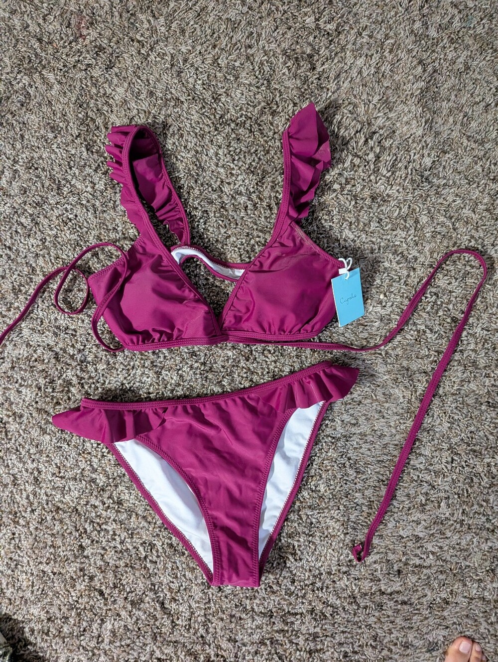 Cupshe Magenta Ruffle Two-Piece Bikini Set - Picture 4 of 5
